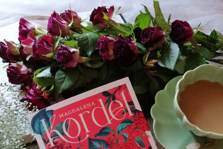 „Uroczysko” Magdalena Kordel - ciepła historia o nadziei i odwadze.