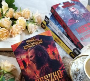 “Mieszko. W ogniu pomsty” Daniel Komorowski porywająca opowieść o cenie odwetu, o odpowiedzialności za władzę i o tym, jak łatwo ogień może wymknąć“ się spod kontroli.