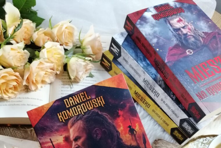 “Mieszko. W ogniu pomsty” Daniel Komorowski porywająca opowieść o cenie odwetu, o odpowiedzialności za władzę i o tym, jak łatwo ogień może wymknąć“ się spod kontroli.