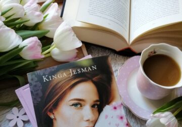 “Zakochana” Kinga Jesman - opowieść o miłości która nigdy nie miała prawa się wydarzyć… a jednak nie potrafiła zniknąć.